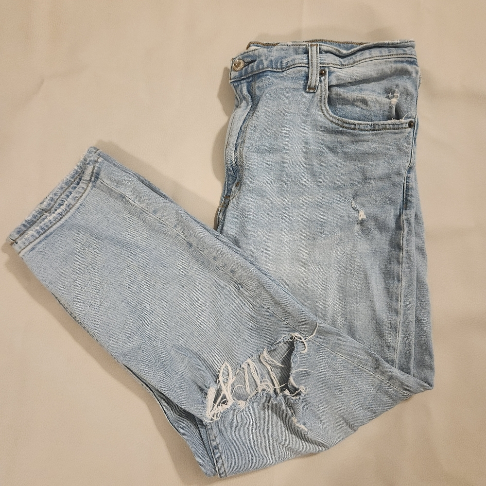 Abercrombie and Fitch The Mom High Rise 33/16 Long and Regular